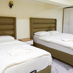 Budget Dreibettzimmer